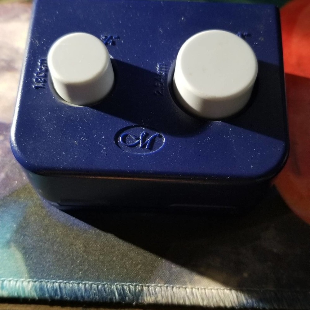 CREATIVE MEMORIES Circle Punch